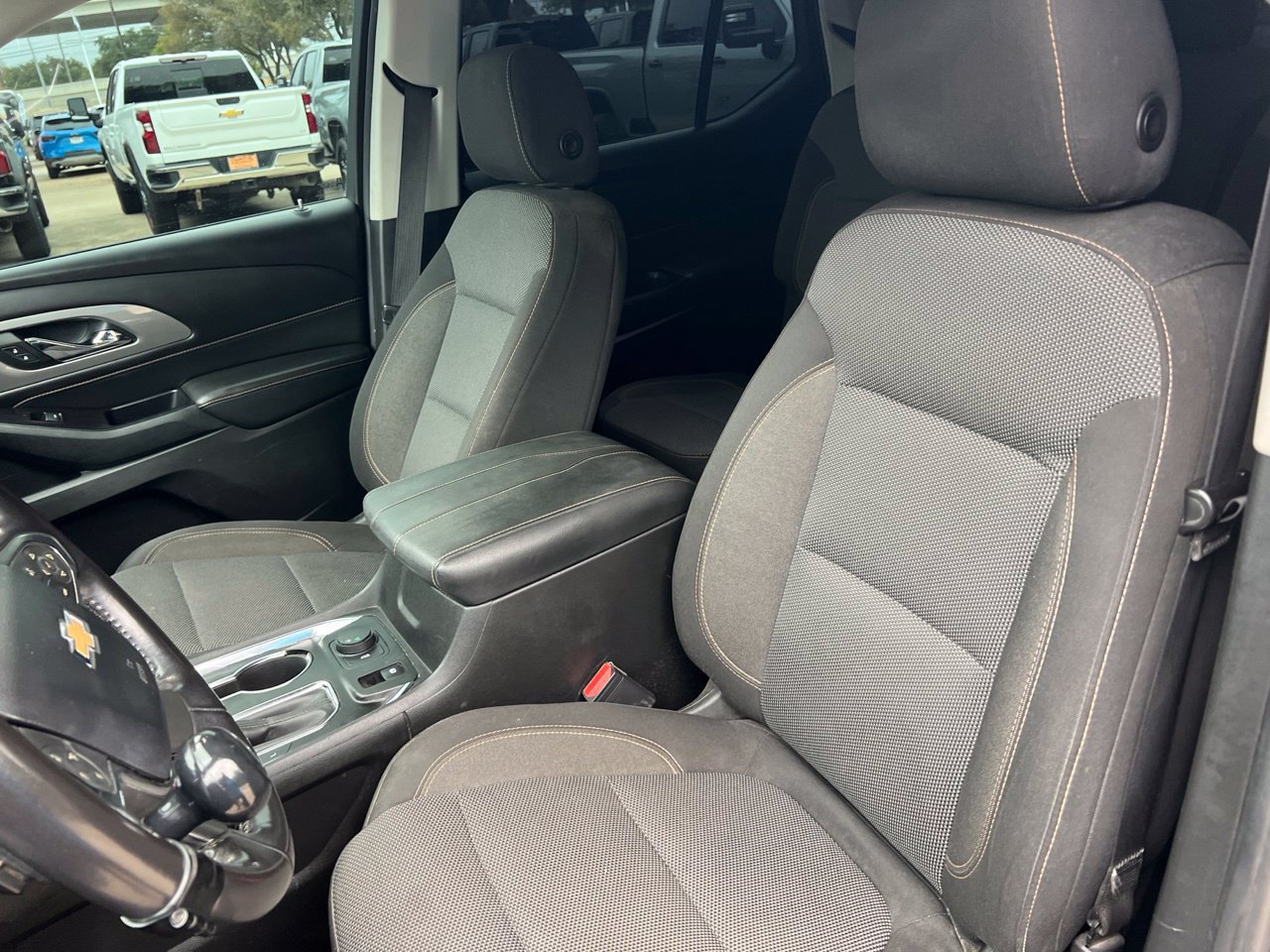 Used 2018 Chevrolet Traverse LT w/ LPO, Cargo Package FWD image 10
