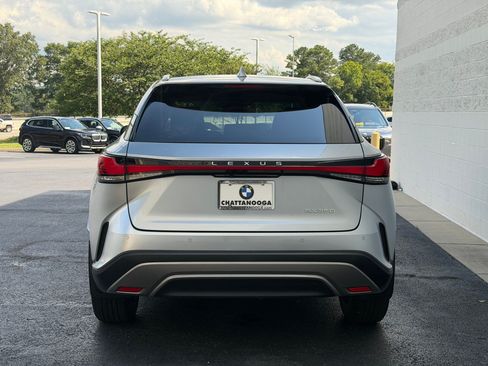 Used 2023 Lexus RX 350 FWD w/ Cold Area Package image 10
