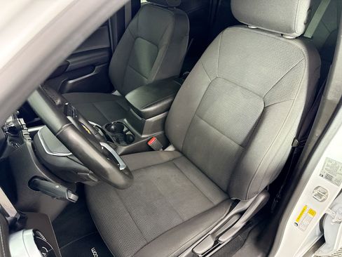 Used 2023 Chevrolet Colorado LT image 16