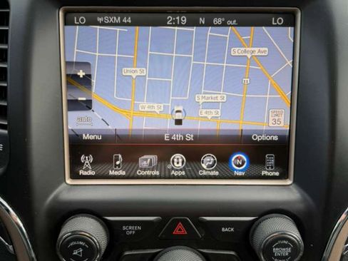 Used 2017 Jeep Grand Cherokee Limited image 26