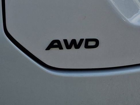 Used 2025 Honda Pilot Black Edition image 30