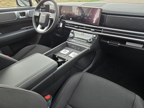 New 2025 Hyundai Santa Fe SE image 25