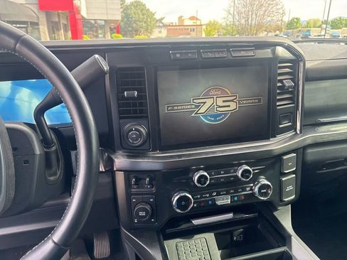 Used 2023 Ford F250 Lariat w/ Lariat Ultimate Package AWD/4WD image 15