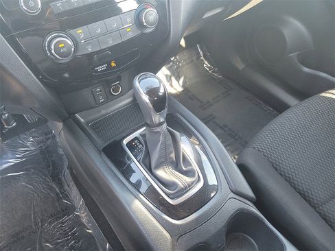 Used 2018 Nissan Rogue Sport S w/ S Appearance Package image 19