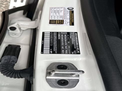 Used 2022 Mercedes-Benz GLE 53 AMG 4MATIC image 28