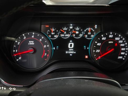 Used 2016 Chevrolet Camaro SS image 33