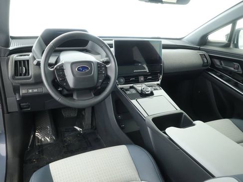 Used 2023 Subaru Solterra Limited AWD image 10