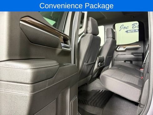 Used 2024 Chevrolet Silverado 1500 LT w/ Z71 Off-Road Package AWD/4WD image 13