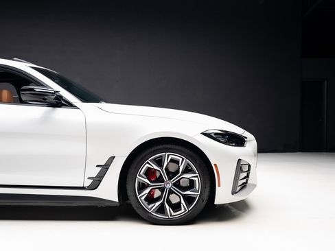 Used 2023 BMW i4 M50 w/ Premium Package image 37