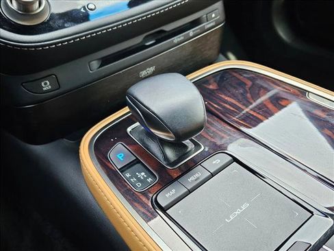 Used 2022 Lexus LS 500 image 12