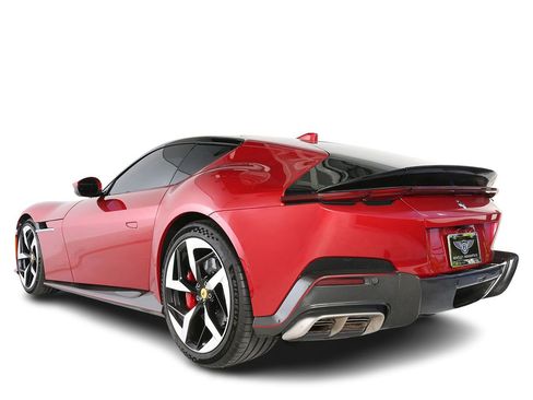 Used 2025 Ferrari 12Cilindri RWD image 9