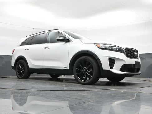 Used 2020 Kia Sorento S AWD/4WD image 32