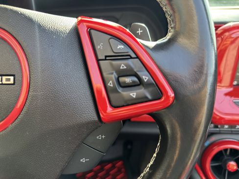 Used 2020 Chevrolet Camaro LT image 22