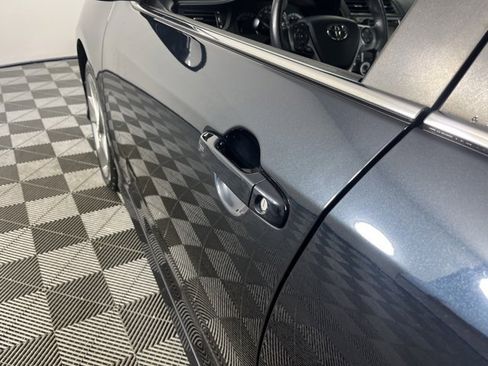 Used 2012 Toyota Camry SE image 13