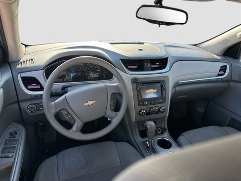Used 2015 Chevrolet Traverse LS image 20
