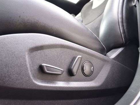 Used 2022 Ford Edge ST w/ Equipment Group 401A image 16