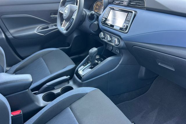 Used 2024 Nissan Versa SV FWD image 18