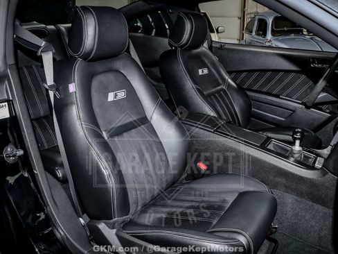 Used 2013 Ford Mustang GT Premium RWD image 80