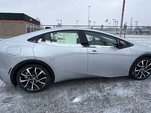 New 2026 Toyota Prius XSE Premium image 6