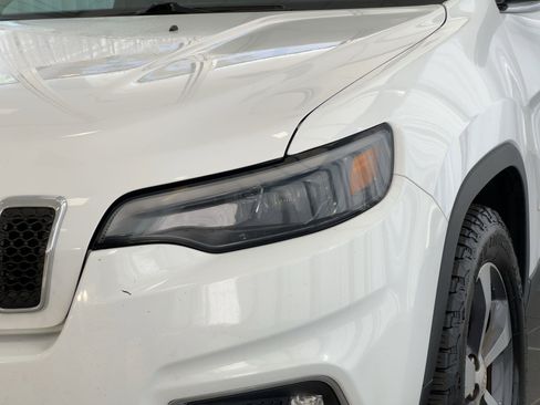 Used 2019 Jeep Cherokee Limited w/ Trailer Tow Group image 11