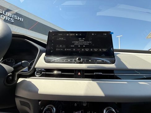 New 2026 Mitsubishi Outlander SE AWD/4WD image 25