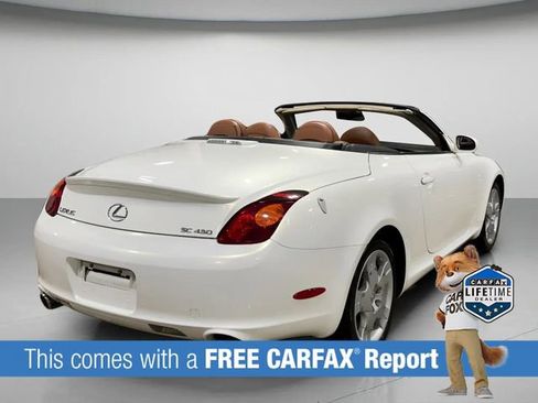 Used 2004 Lexus SC 430 Convertible image 3