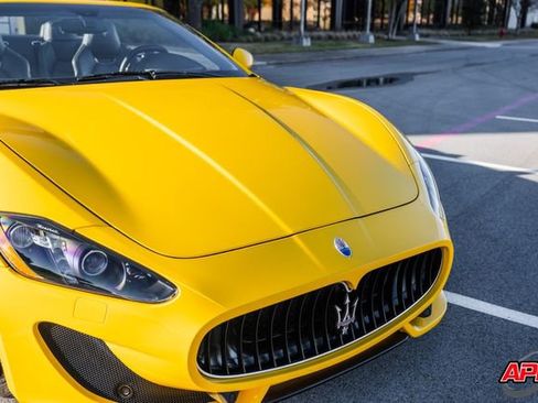 Used 2014 Maserati GranTurismo Sport RWD image 25