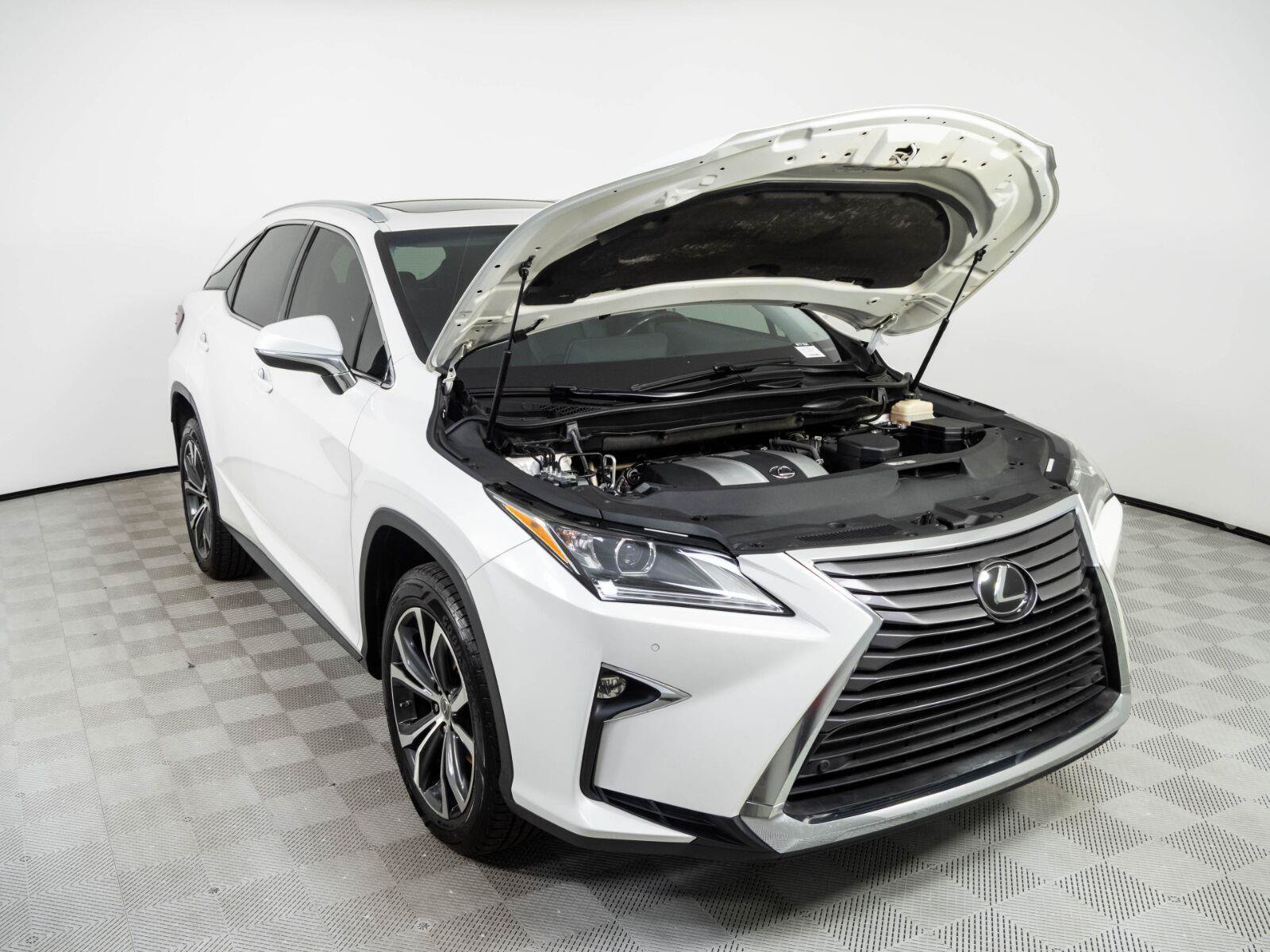 Used 2017 Lexus RX 350 FWD w/ Premium Package image 32