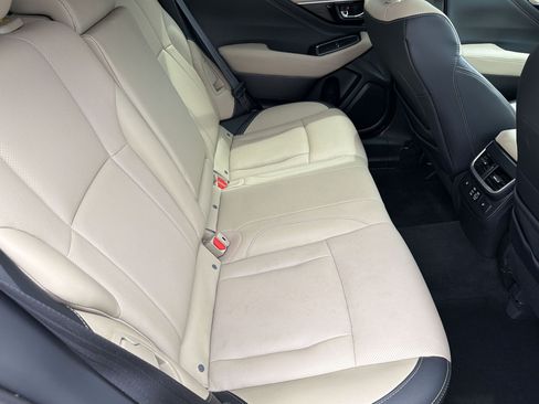 Used 2023 Subaru Outback Limited AWD/4WD image 28