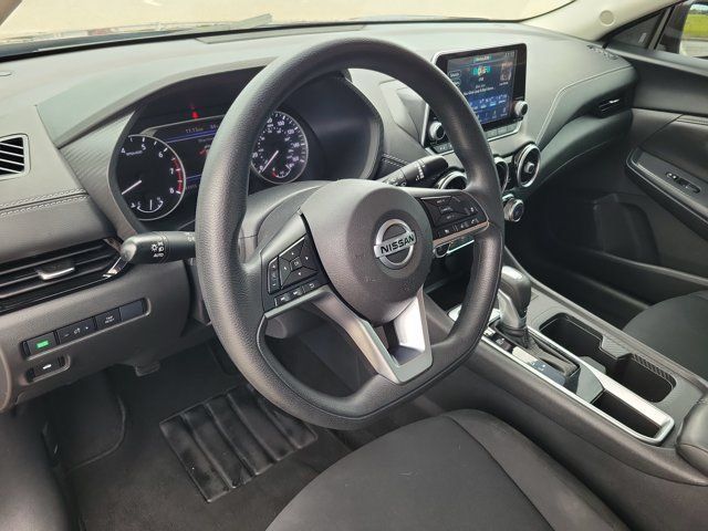 Certified 2023 Nissan Sentra SV FWD image 18