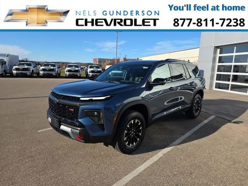 New 2026 Chevrolet Traverse Z71 w/ Driver Confidence Package image 3