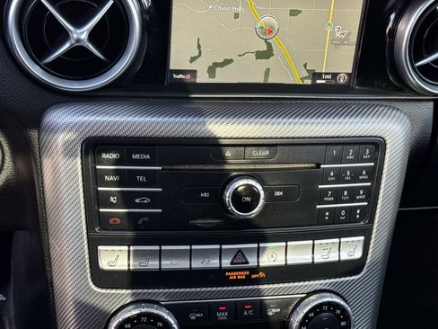 Used 2018 Mercedes-Benz SLC 43 AMG image 13