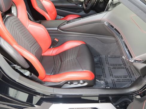 Used 2020 Chevrolet Corvette Stingray Premium Cpe w/ 3LT Preferred Equipment Group image 20