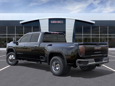 New 2026 GMC Sierra 3500 SLT image 3