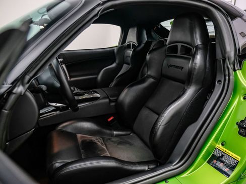 Used 2010 Dodge Viper ACR RWD image 44