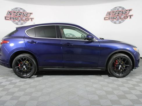 Used 2019 Alfa Romeo Stelvio Ti AWD/4WD image 8