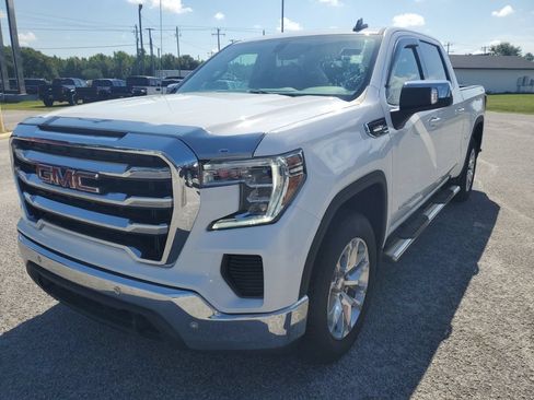 Used 2021 GMC Sierra 1500 SLE w/ Preferred Package AWD/4WD image 2
