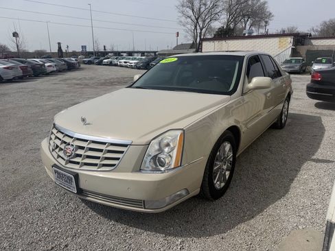 Used 2011 Cadillac DTS Premium w/ Driver Awareness Package image 3