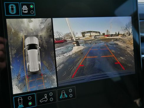 New 2026 GMC Yukon Elevation image 13