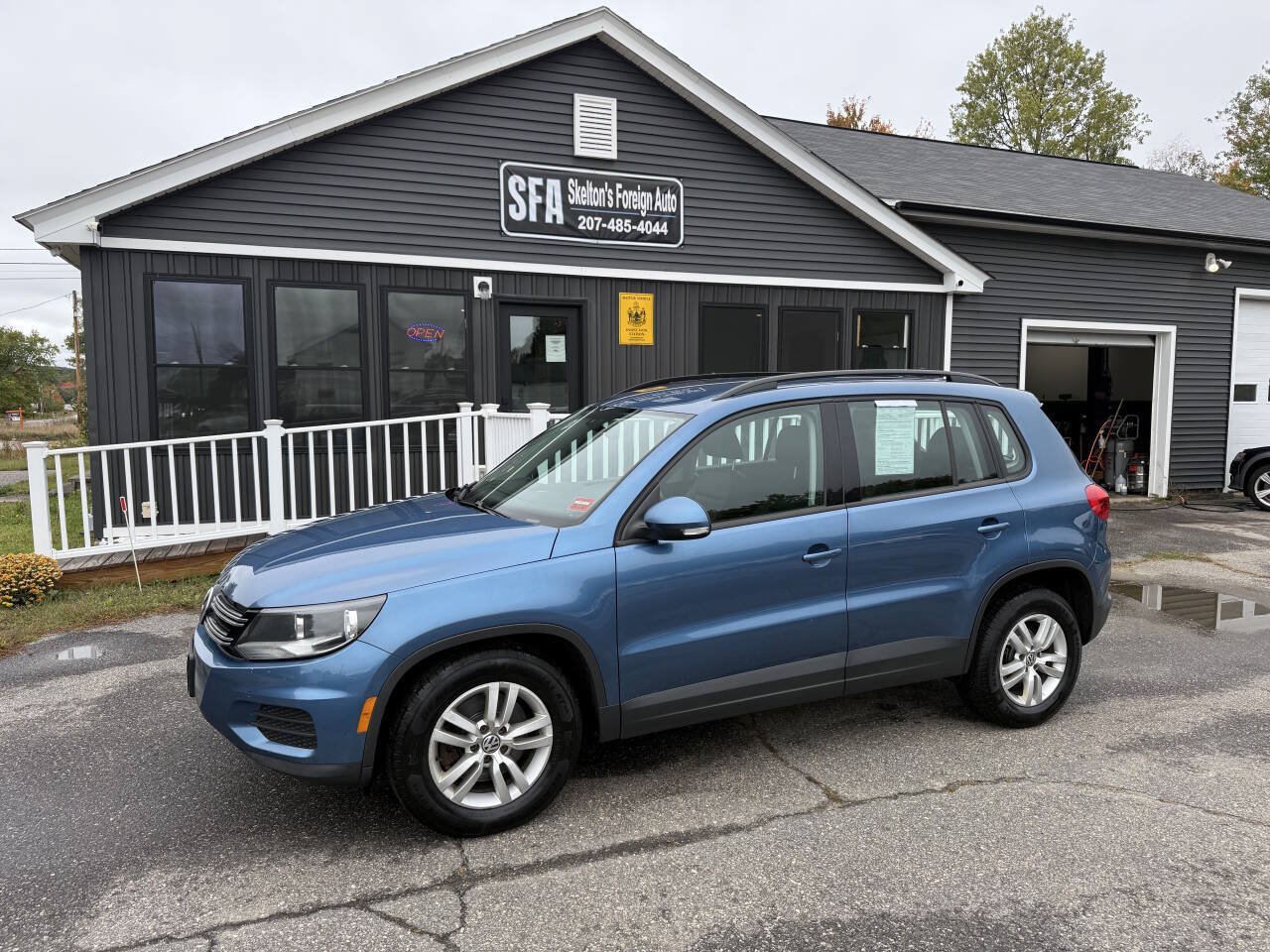 Used 2017 Volkswagen Tiguan S AWD/4WD image 1