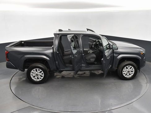 Used 2024 Toyota Tacoma SR5 image 33
