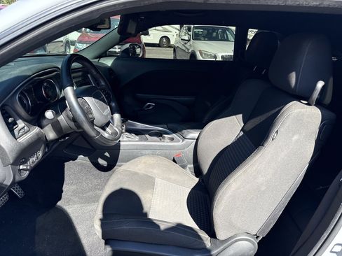 Used 2022 Dodge Challenger R/T image 9