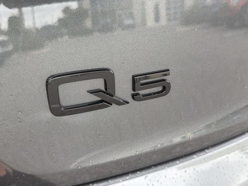 Used 2023 Audi Q5 2.0T Premium Plus AWD/4WD image 31