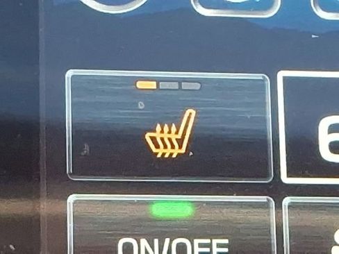 Certified 2023 Subaru Outback Limited image 28