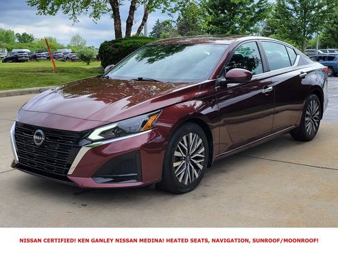 Certified 2023 Nissan Altima 2.5 SV w/ SV Premium Package FWD image 7