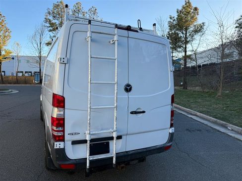 Used 2017 Mercedes-Benz Sprinter 2500 image 30