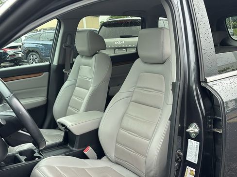 Certified 2019 Honda CR-V Touring image 10