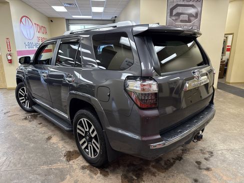 Used 2023 Toyota 4Runner Limited AWD/4WD image 9
