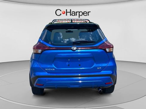 Used 2024 Nissan Kicks SR w/ SR Premium Package FWD image 4
