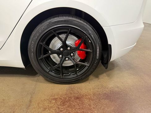 Used 2023 Tesla Model 3 Performance image 90